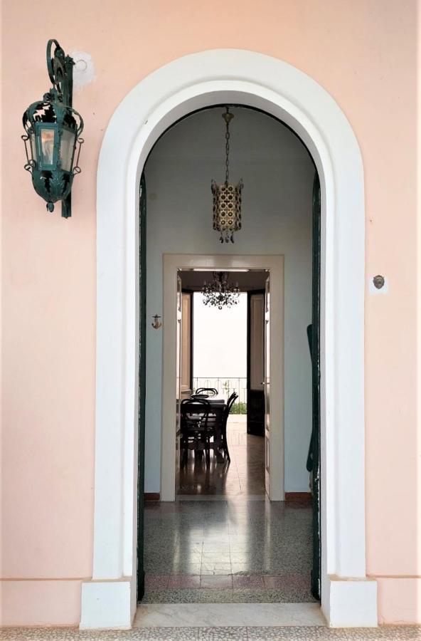 Villa Nel Salento - Ampie Camere E Giardino, Fino A 9 Persone Barbarano del Capo Exterior foto